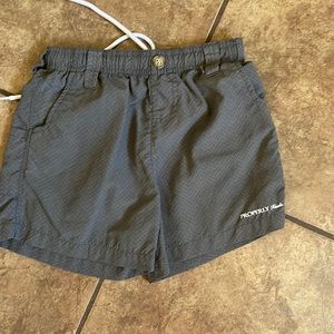 Properly Tide shorts size 7